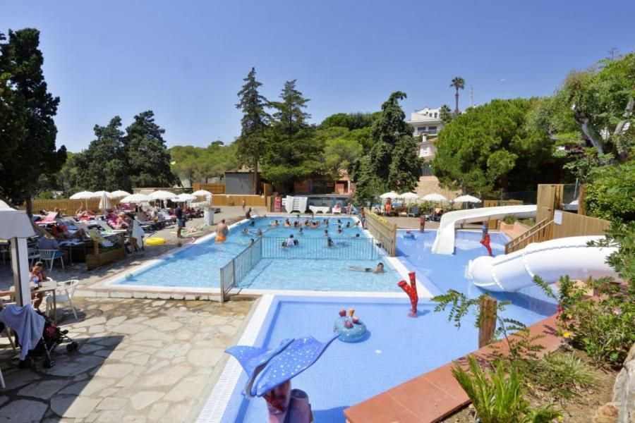 Camping Sènia Cala Canyelles * Lloret de Mar