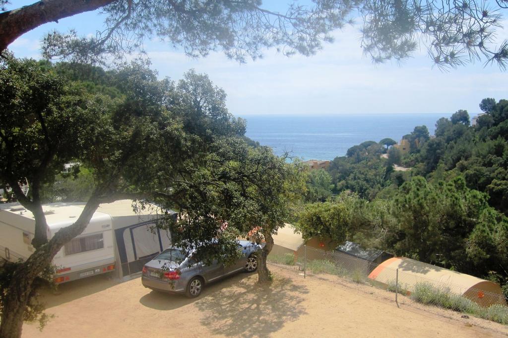 Camping Sènia Cala Canyelles * Lloret de Mar