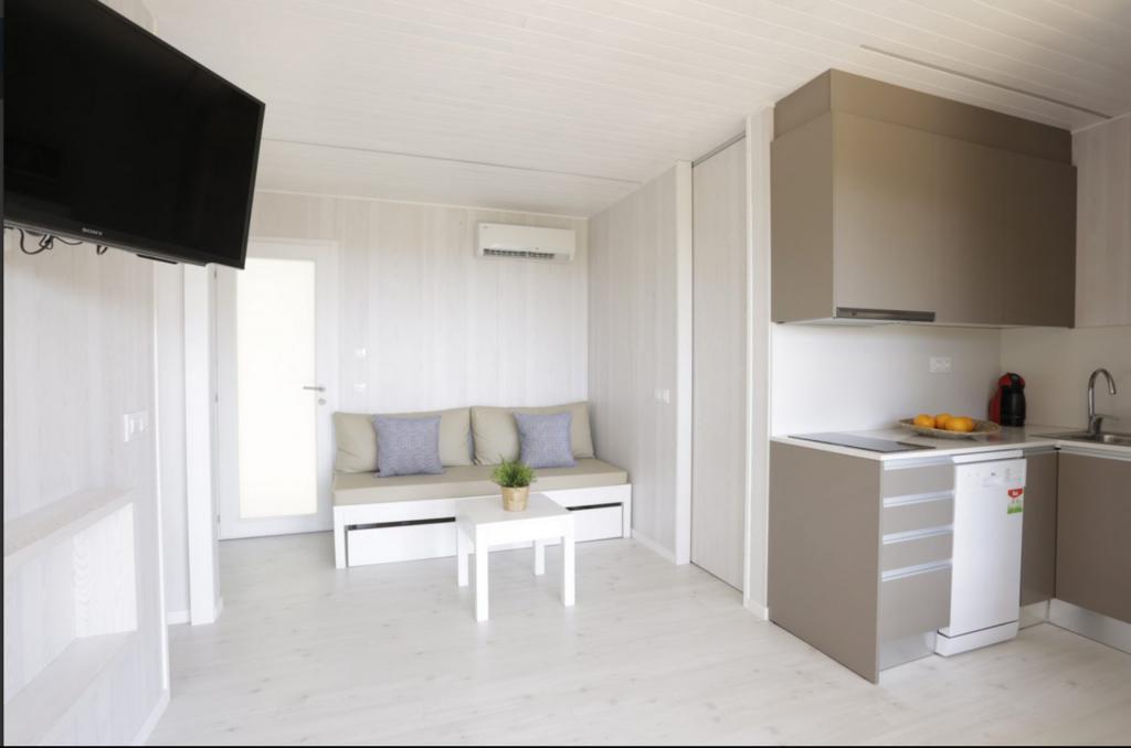 Camping Sènia Cala Canyelles *